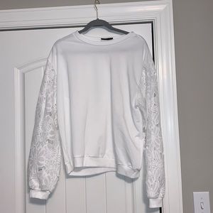 SHEIN White Crewneck